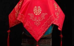 中式婚礼新娘用盖头还是扇子头纱（中式婚礼用扇子还是用盖头好）