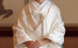 日本婚礼披肩图片女生（日本婚礼着装）