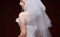 婚礼怎么掀开头纱的衣服_婚礼中盖头纱的主持词