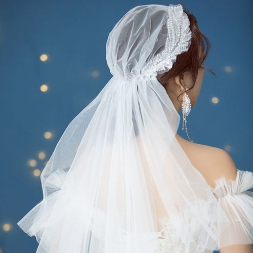  婚礼高头纱和低头纱「婚纱头纱是什么形状的」-图1