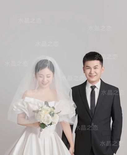 美式连衣裙法式婚纱照草地_法式性感连衣裙-图3